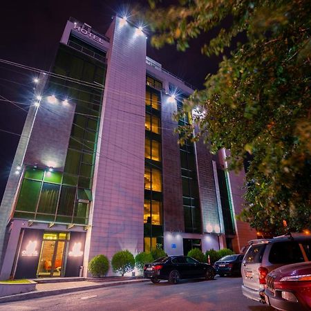 Capitol By Umbrella Hotell Tbilisi Eksteriør bilde