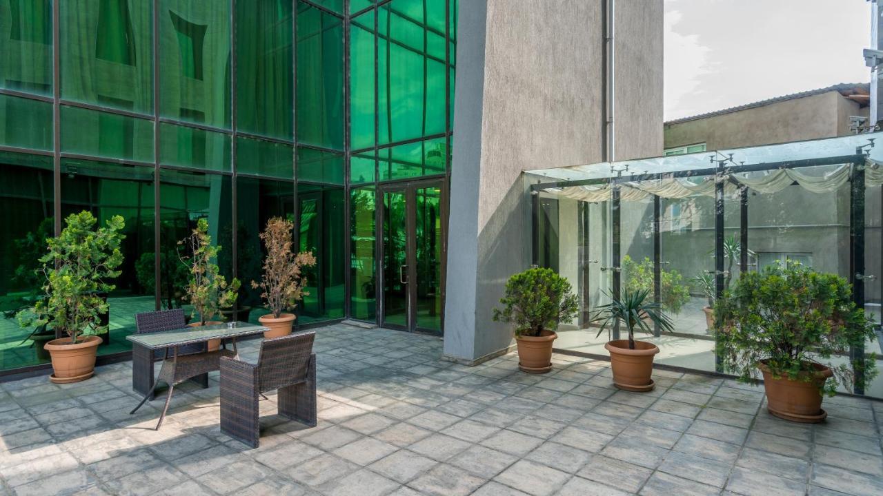 Capitol By Umbrella Hotell Tbilisi Eksteriør bilde